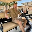 Men full golf kit mud color